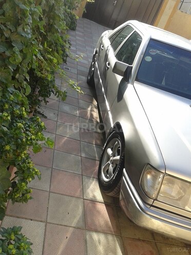 Mercedes E 230 1990, 343,197 km - 2.3 l - Sumqayıt
