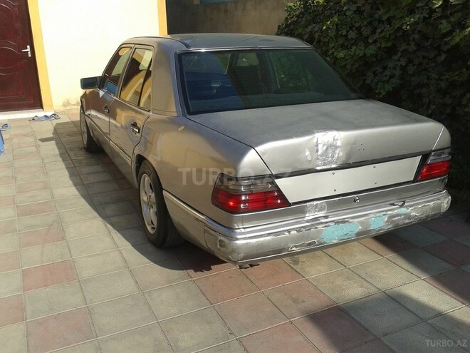 Mercedes E 230 1990, 343,197 km - 2.3 l - Sumqayıt
