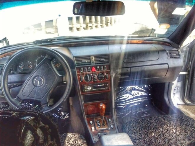 Mercedes C 230 2000, 234,000 km - 2.3 l - Ağdaş