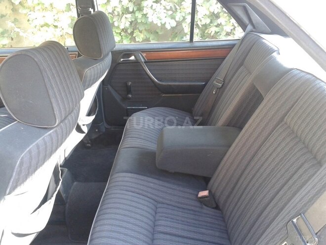 Mercedes E 230 1990, 343,197 km - 2.3 l - Sumqayıt
