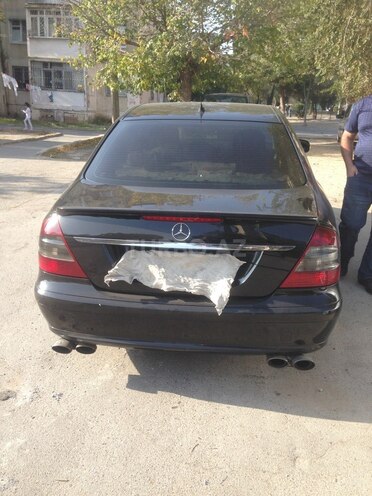 Mercedes E 220 2009, 237,500 km - 2.2 l - Bakı