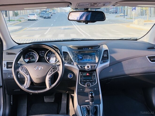 Hyundai Elantra 2014, 52,300 km - 1.8 l - Bakı