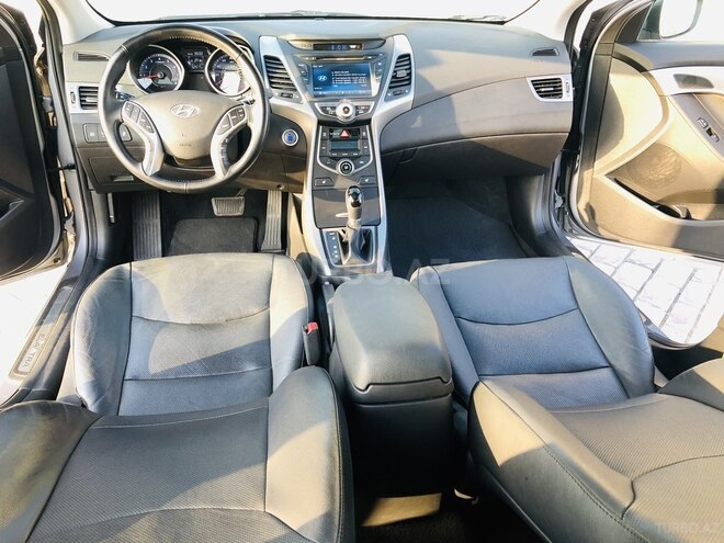 Hyundai Elantra 2014, 52,300 km - 1.8 l - Bakı