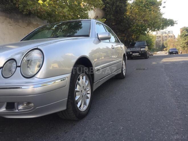 Mercedes E 270 2000, 232,000 km - 2.7 l - Bakı