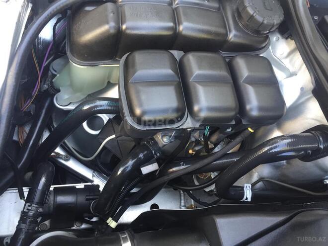 Mercedes E 270 2000, 232,000 km - 2.7 l - Bakı