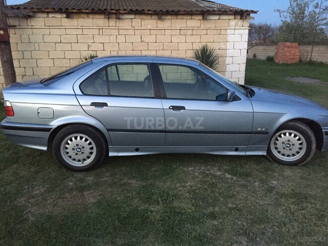 BMW 320 1992, 332,000 km - 0.2 l - Sabirabad