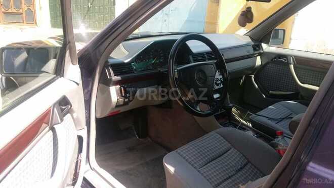 Mercedes E 220 1995, 430,456 km - 2.2 л - Bakı