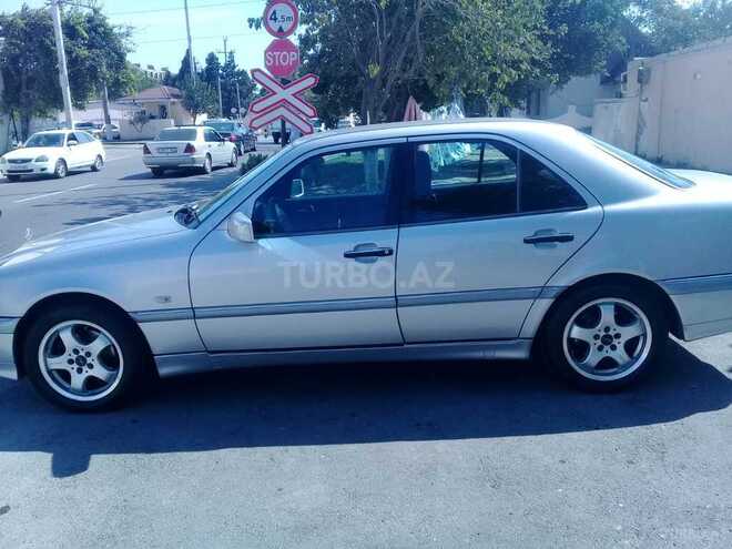 Mercedes C 240 1999, 176,000 km - 2.4 l - Bakı