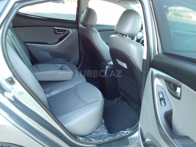 Hyundai Elantra 2013, 32,890 km - 1.8 l - Bakı