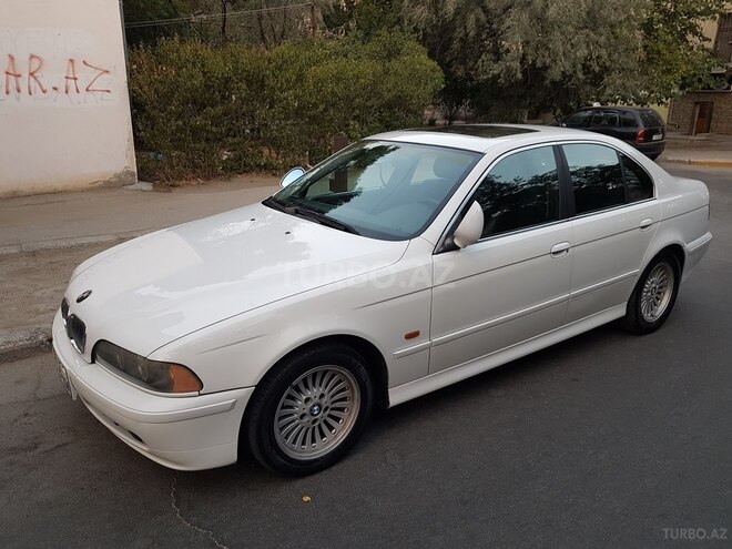 BMW 525 2001, 176,000 km - 2.5 l - Bakı