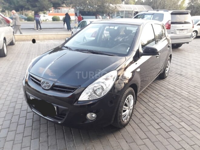 Hyundai i20 2010, 108,000 km - 1.4 л - Bakı