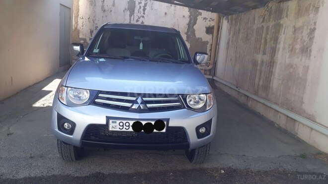 Mitsubishi L200 2012, 110,125 km - 2.5 l - Bakı