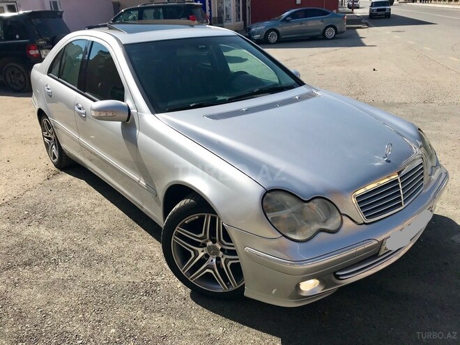 Mercedes C 240 2000, 248,000 km - 2.6 l - Qusar