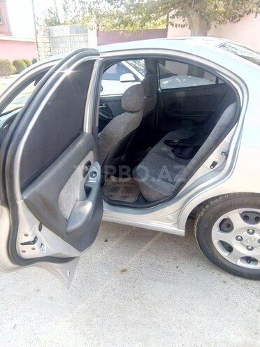 Hyundai Elantra 2001, 114,000 km - 2.0 л - Bakı