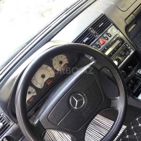 Mercedes C 280 2000, 325,000 km - 2.8 l - Bakı