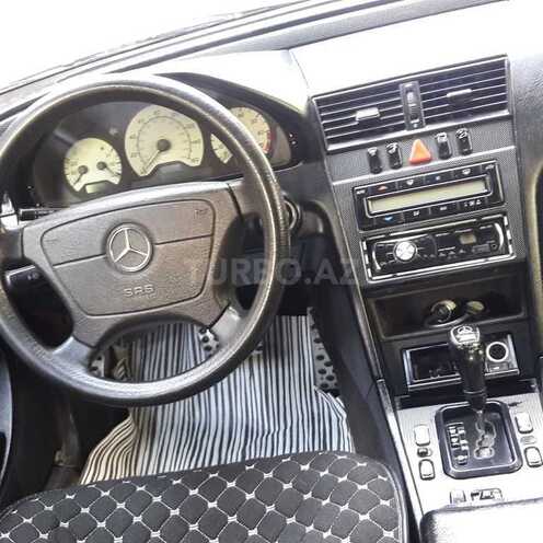 Mercedes C 280 2000, 325,000 km - 2.8 l - Bakı