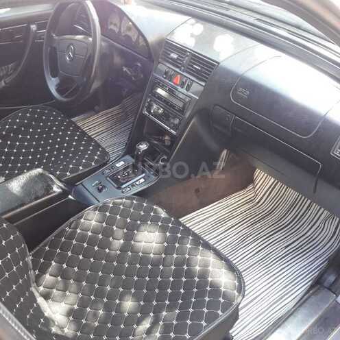 Mercedes C 280 2000, 325,000 km - 2.8 l - Bakı