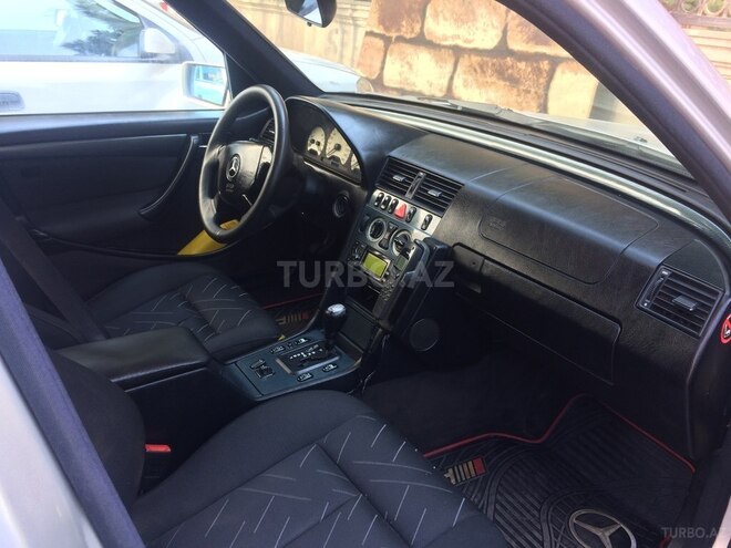 Mercedes C 240 1997, 222,430 km - 2.4 l - Bakı