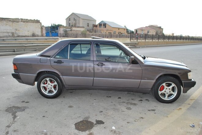 Mercedes 190 1992, 370,000 km - 2.0 л - Bakı