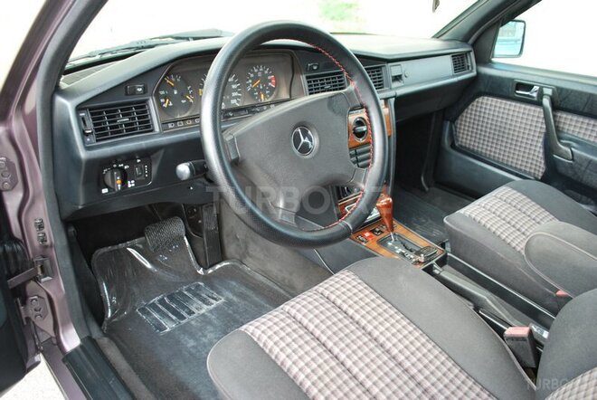 Mercedes 190 1992, 370,000 km - 2.0 л - Bakı