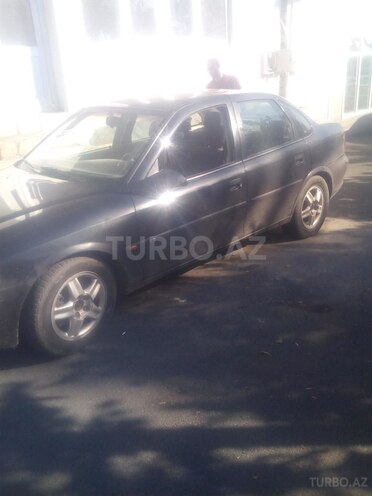 Opel Vectra 1998, 289,000 km - 2.5 l - Oğuz