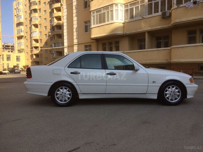 Mercedes C 240 1998, 205,000 km - 2.4 l - Bakı