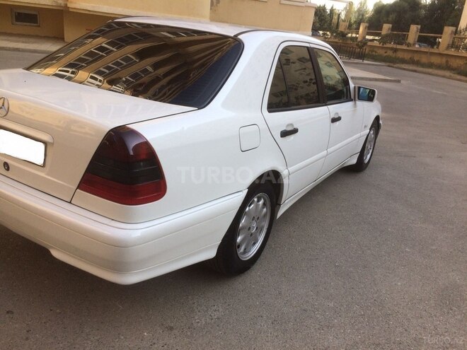 Mercedes C 240 1998, 205,000 km - 2.4 l - Bakı