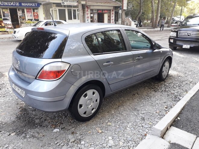 Opel Astra 2005, 239,000 km - 1.6 l - Mingəçevir