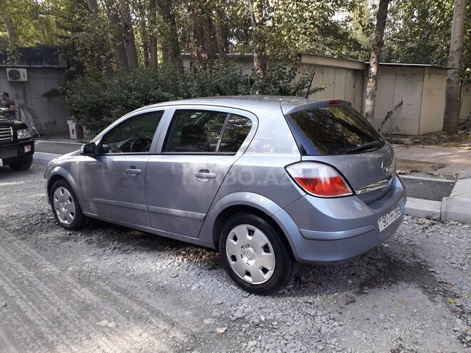 Opel Astra 2005, 239,000 km - 1.6 l - Mingəçevir