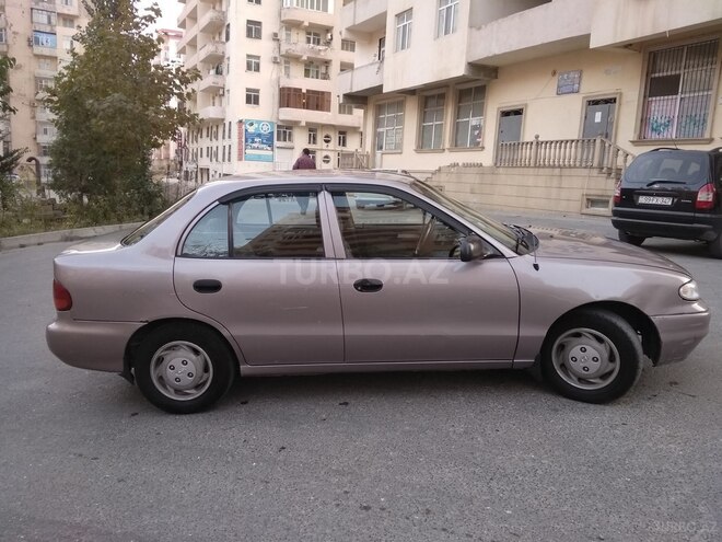 Hyundai Accent 1995, 450,000 km - 1.5 л - Bakı