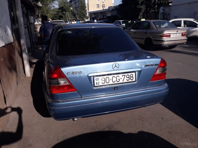 Mercedes C 220 1997, 284,000 km - 2.2 l - Bakı
