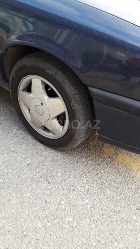 Opel Vectra 1994, 300,000 km - 0.1 l - Bakı