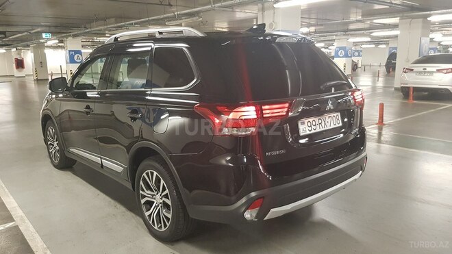 Mitsubishi Outlander 2017, 12,300 km - 2.4 l - Bakı