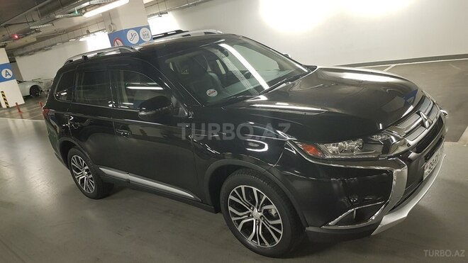 Mitsubishi Outlander 2017, 12,300 km - 2.4 l - Bakı