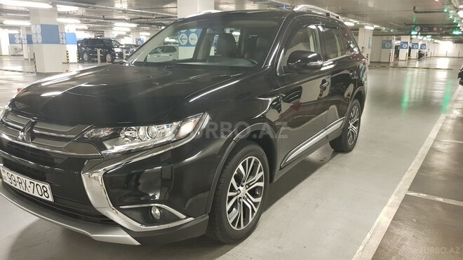Mitsubishi Outlander 2017, 12,300 km - 2.4 l - Bakı