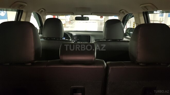 Mitsubishi Outlander 2017, 12,300 km - 2.4 l - Bakı