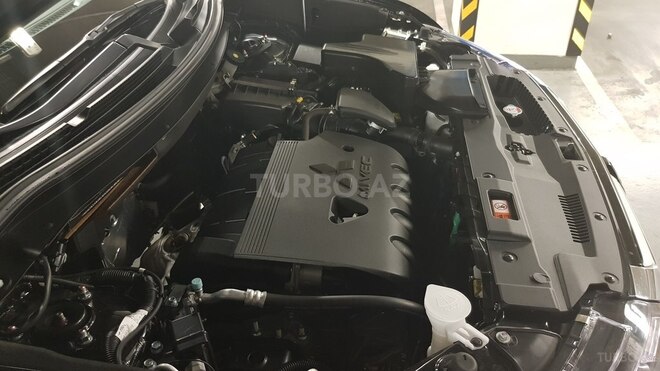 Mitsubishi Outlander 2017, 12,300 km - 2.4 l - Bakı