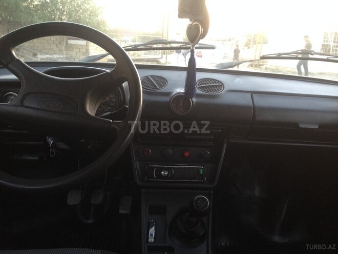 LADA (VAZ) 2106 2005, 348,500 km - 1.6 l - Salyan