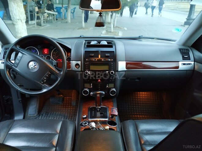 Volkswagen Touareg 2004, 230,000 km - 3.2 l - Bakı