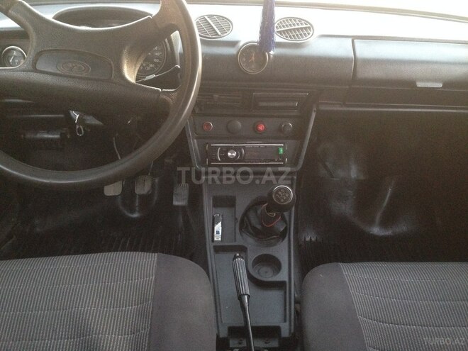 LADA (VAZ) 2106 2005, 348,500 km - 1.6 l - Salyan