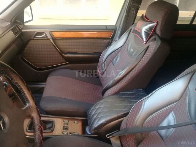 Mercedes E 300 1992, 327,000 km - 3.0 l - Bakı