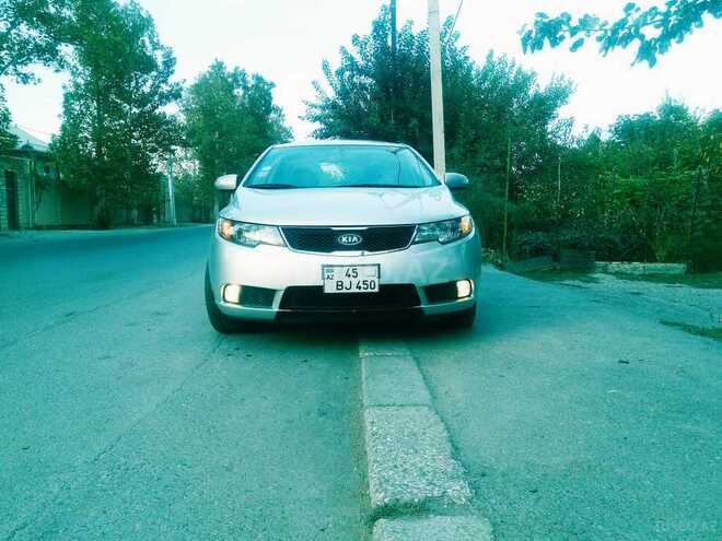 Kia Cerato 2010, 108,000 km - 2.0 l - Mingəçevir