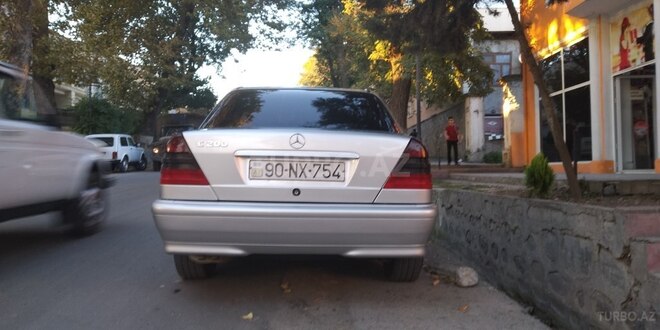 Mercedes C 200 2000, 250,000 km - 2.0 l - Şəki