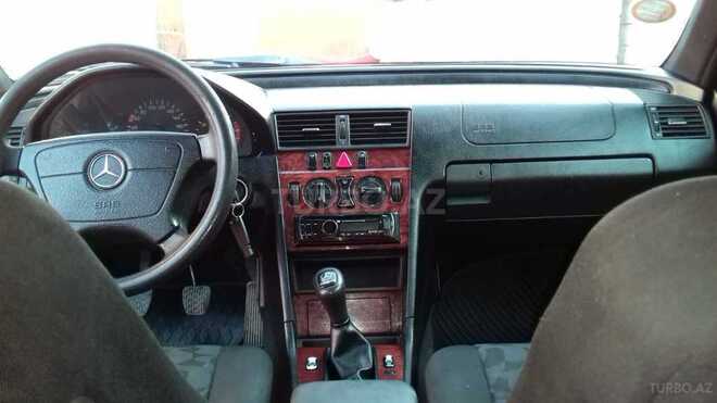 Mercedes C 220 1999, 70,000 km - 2.2 l - Biləsuvar