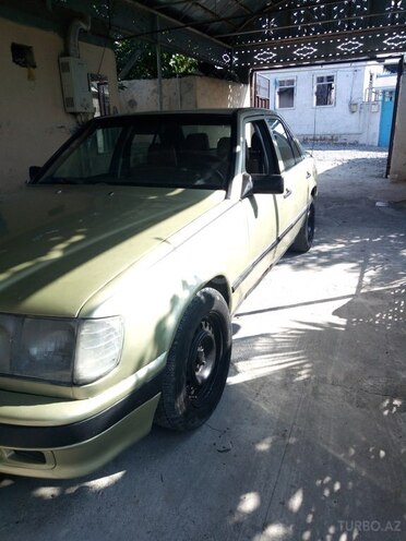 Mercedes C 230 1986, 200,000 km - 2.3 l - Ağsu