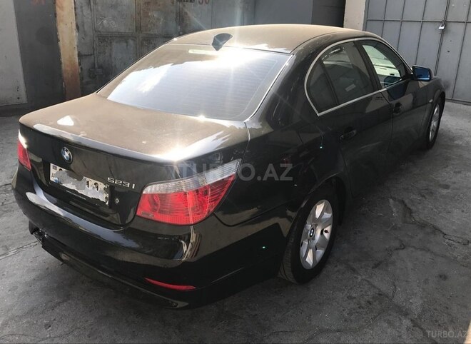 BMW 523 2006, 81,000 km - 3.0 l - Bakı