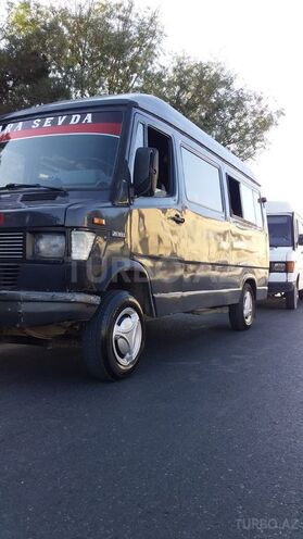 Mercedes 208 D 1991, 1,111 km - 0.2 л - Bakı