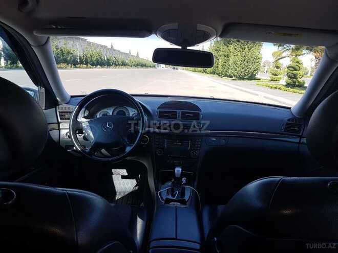 Mercedes E 220 2002, 236,000 km - 2.2 l - Gəncə