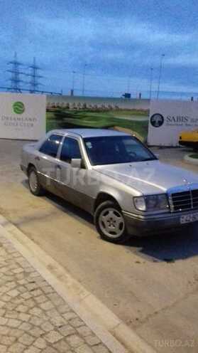 Mercedes E 230 1991, 347,628 km - 0.2 l - Bakı