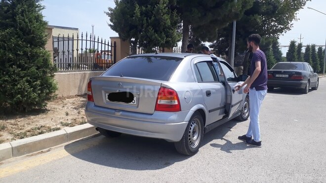 Opel Astra 2002, 198,000 km - 1.6 l - Bakı